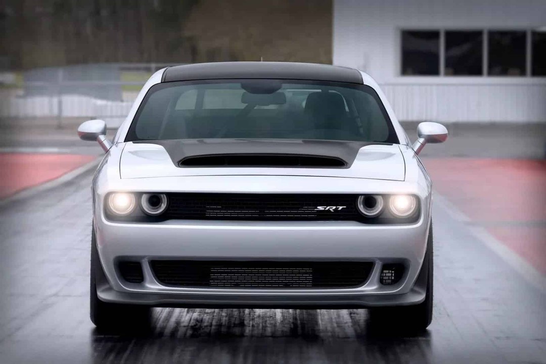 VÍDEO: ¡Dodge lo ha vuelto a hacer! Escucha cómo suena el muscle car de producción más potente del mundo