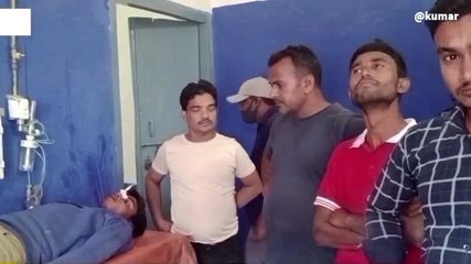 नवादा: अनियंत्रित होकर टोटो डिवाइडर से टकराकर पलटा, 3 छात्र गंभीर घायल