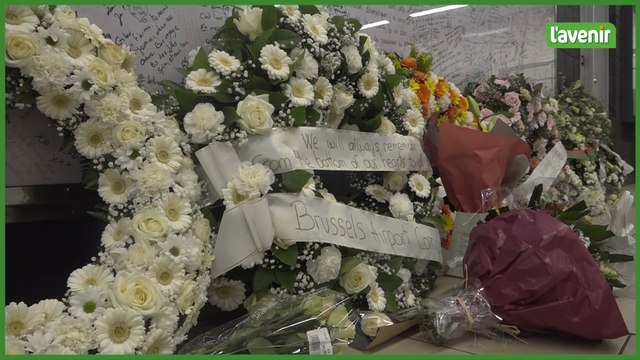 Attentats de Bruxelles: une minute de silence observée à la station Maelbeek