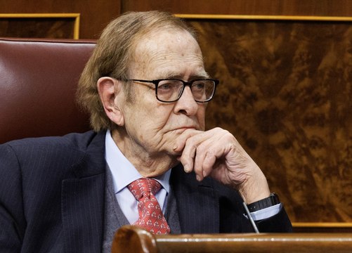 Del aplauso a la CUP a la amistad con el padre de Errejón, risas con la 'regañina' de Tamames