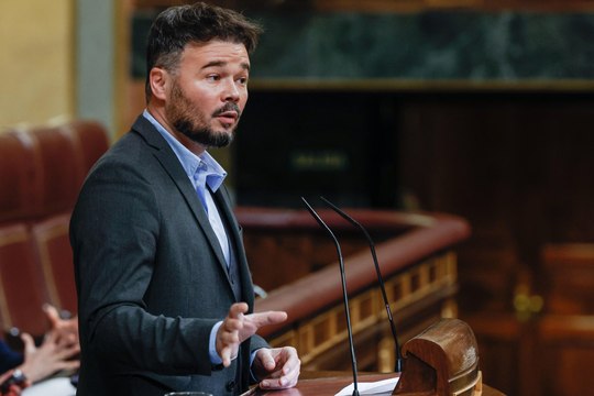 Rufián, a Tamames: Esta idea que sus compañeros de Vox tuvieron en un bar ha resultado ser una mala idea, y usted en el fondo lo sabe