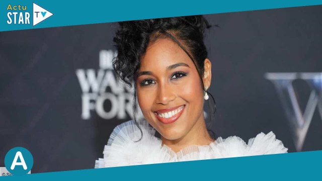 Clémence Botino : quelles différences entre le concours Miss Monde et Miss Univers ?