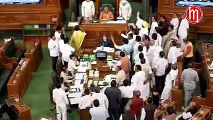 കോൺഗ്രസ്സും ബിജെപിയും ജനങ്ങളെ പൊട്ടന്മാരാക്കുന്നു ; എല്ലാവര്ക്കും മനസ്സിലായി കൂട്ടുകച്ചവടം