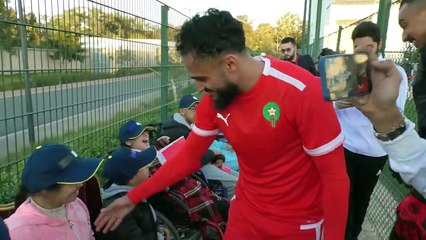 شاهد لقاء _المنتخب_ بأفراد من ذوي الاحتياجات الخاصة وخطابات مثيرة للإعجاب من الركراكي واللاعبين
