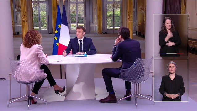 Retraites - Emmanuel Macron : Ce texte va poursuivre son chemin démocratique. C’est le texte issu du chemin parlementaire - VIDEO