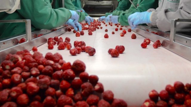 Major supermarkets recall this popular product over hepatitis outbreak: 'Stop consuming'