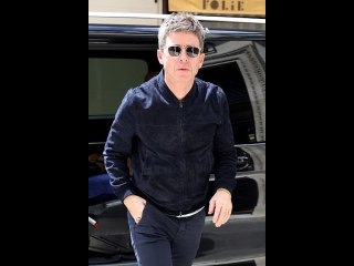 "Enfoiré" : un membre du duo "Oasis" insulte le prince Harry et Meghan Markle