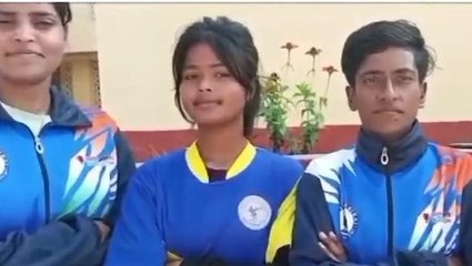 सिवान: बिहार महिला फूटबाल टीम में सिवान की आठ बेटियाँ शामील, कर्नाटक में दिखायेंगी जलवा