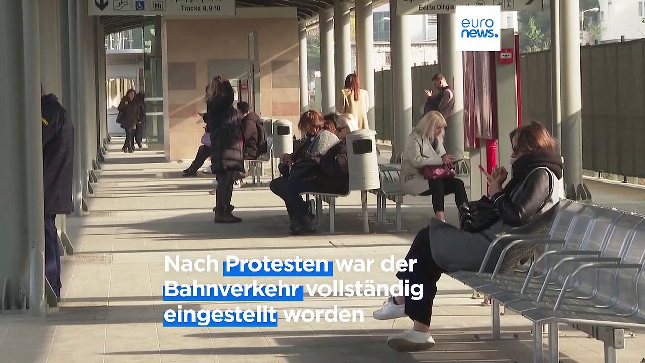 Nach dem Zugunglück mit 57 Toten fahren wieder Züge in Griechenland