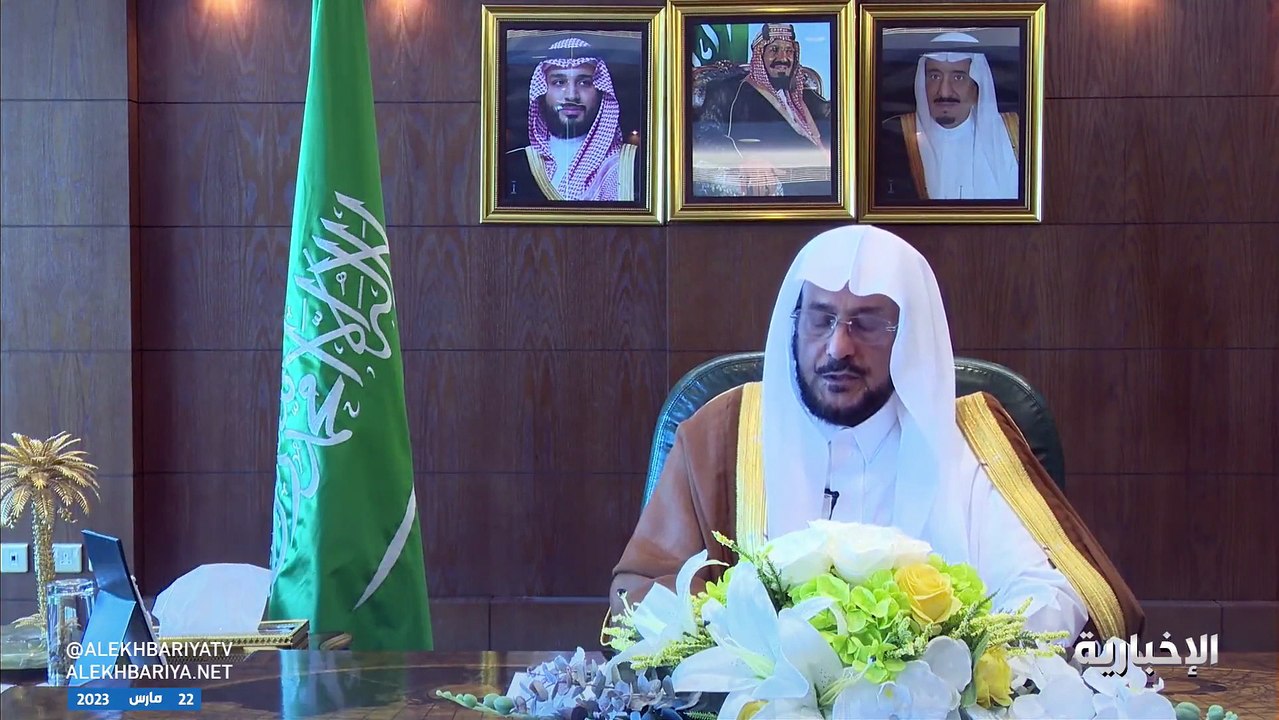 "آل الشيخ" لـ "منسوبي المساجد":  لاتجمعوا التبرعات إلا وفق الأنظمة والتعليمات