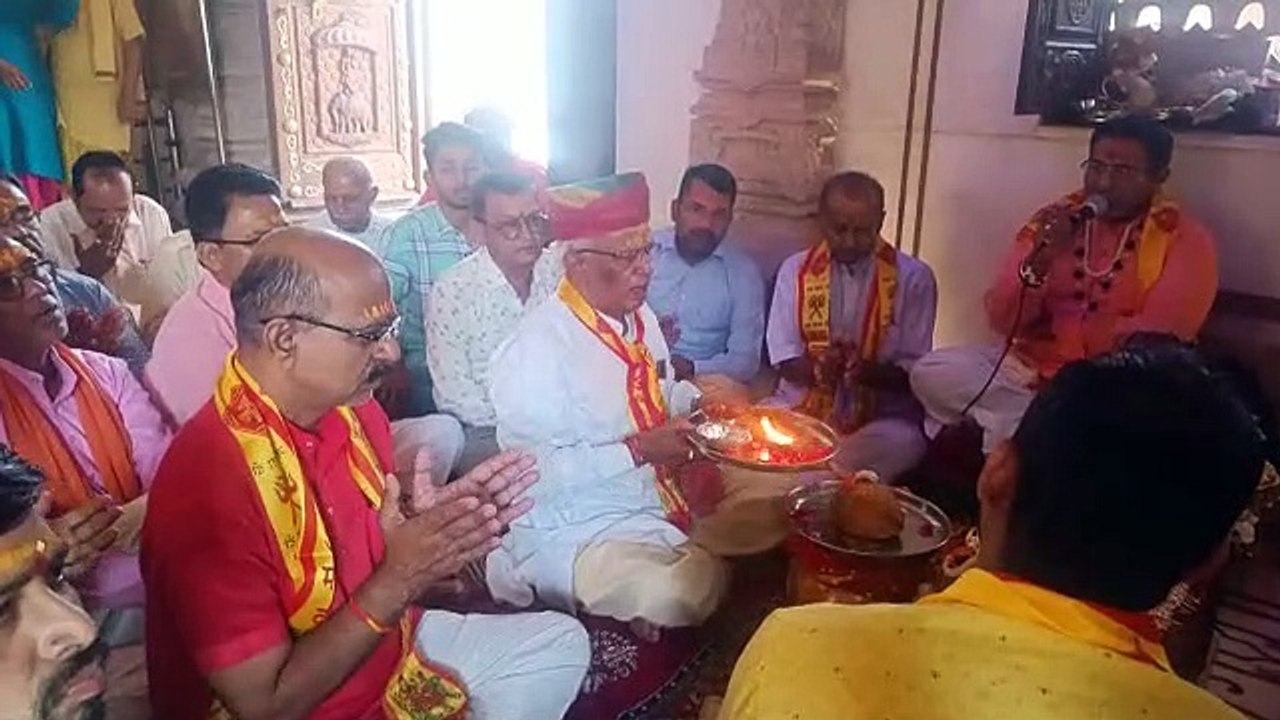 चैत्र नवरात्र : मां त्रिपुरा मंदिर में हुई घट स्थापना