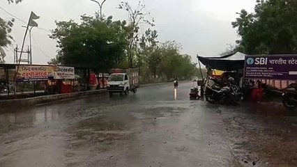 कोटा में रिमझिम बारिश, बूंदी जिले में ओले गिरे