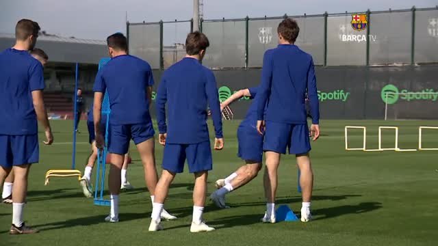 Vuelve el trabajo el Barça después de dos días de descanso