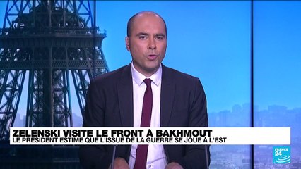 Ukraine : le président Zelensky visite le front près de Bakhmout