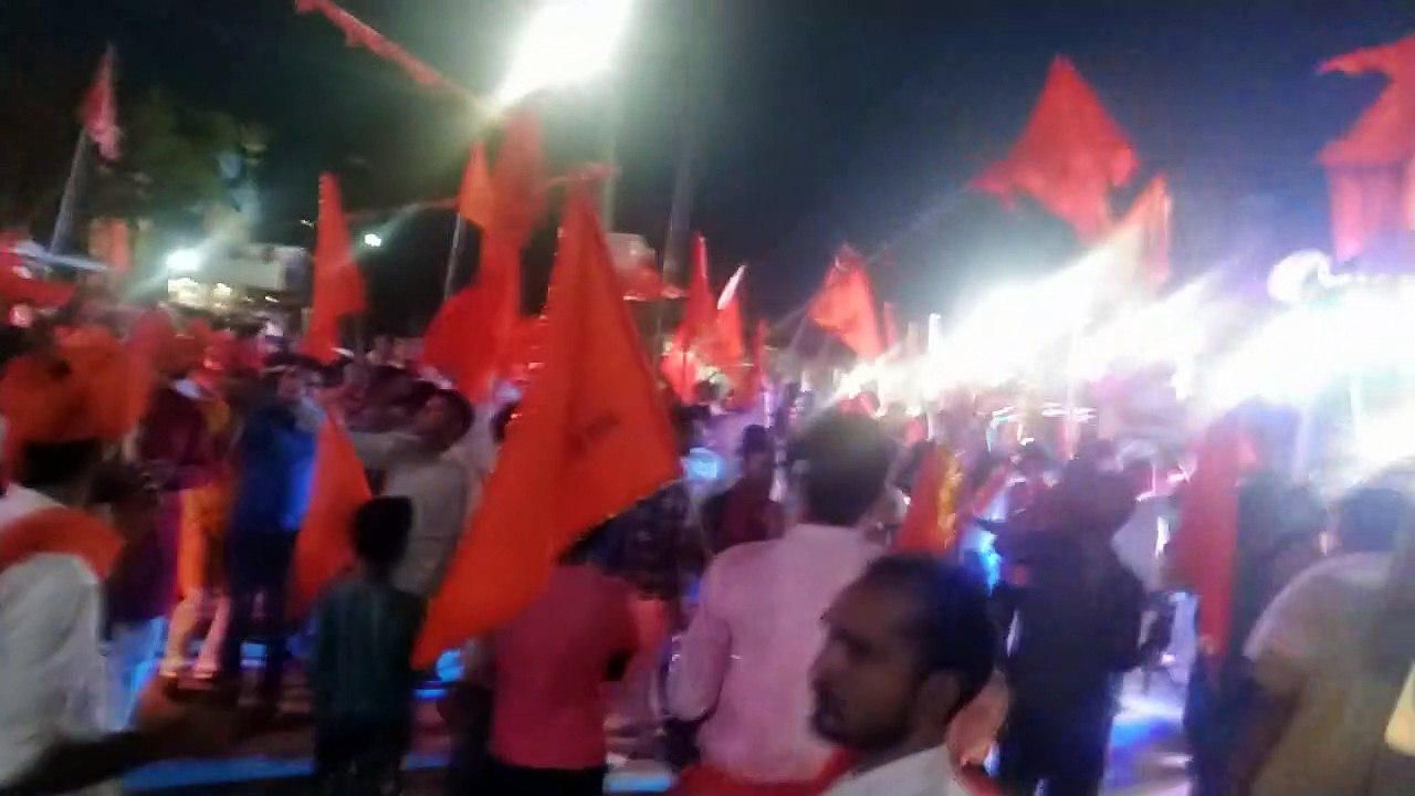 गांवों में भारतीय नववर्ष की रही धूम, 2100 दीपकों से बालाजी की उतारी आरती