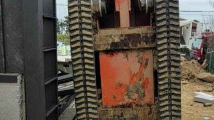 고소작업차 넘어져 2명 추락해 1명 숨져 / YTN