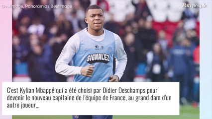 "Caca nerveux", "égocentrique" : Emmanuel Petit détruit une star de l'équipe de France
