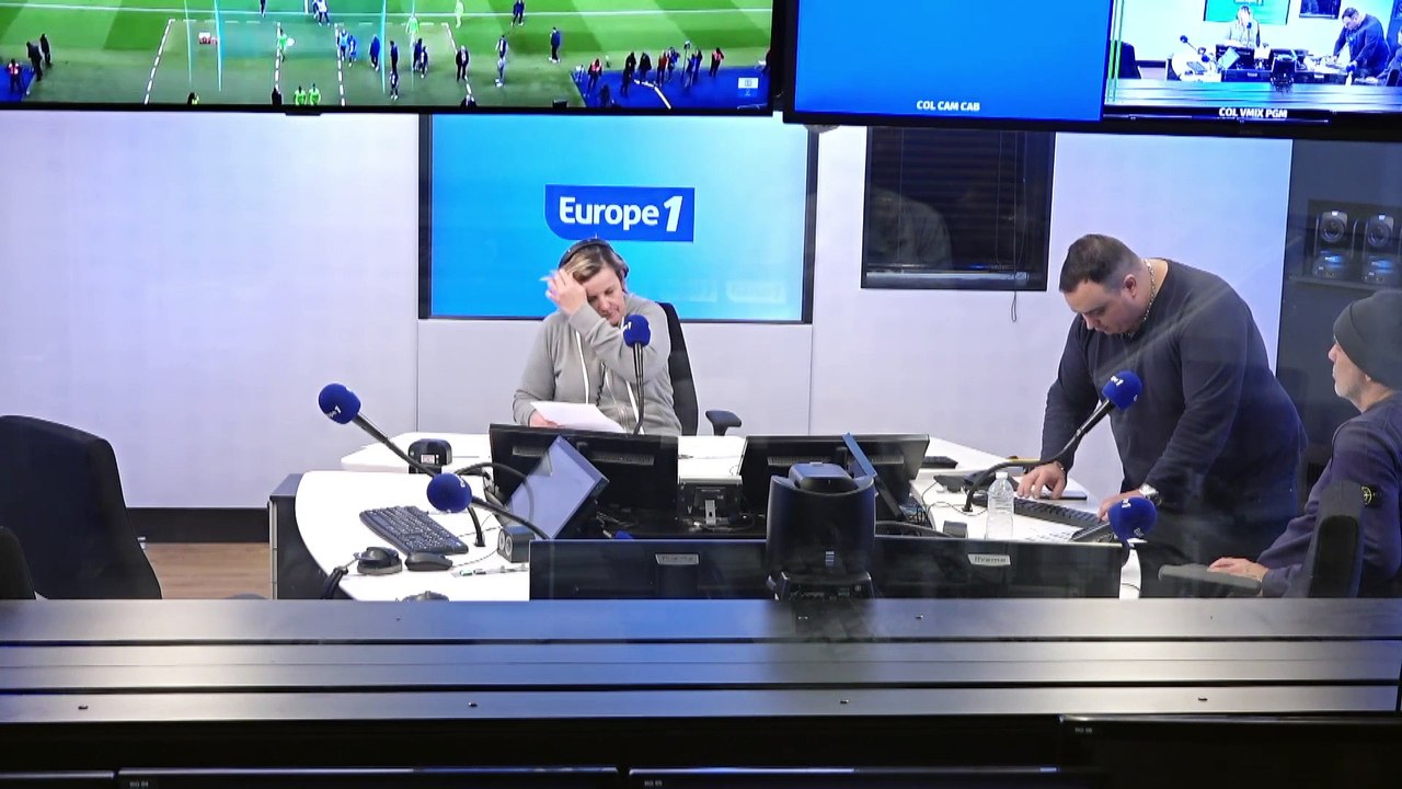 «Un rêve de gosse» : lancé à 255 km/h, le Français Simon Billy bat le record du monde de ski à vitesse