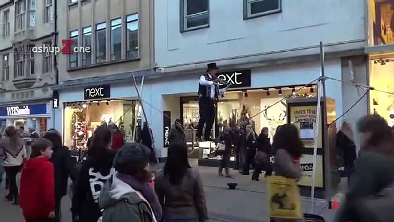 These Awesome STREET PERFORMERS Will AMAZE YOU   COOL (2)