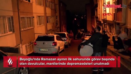 Beyoğlu'nda davulcular manilerinde depremzedeleri unutmadı