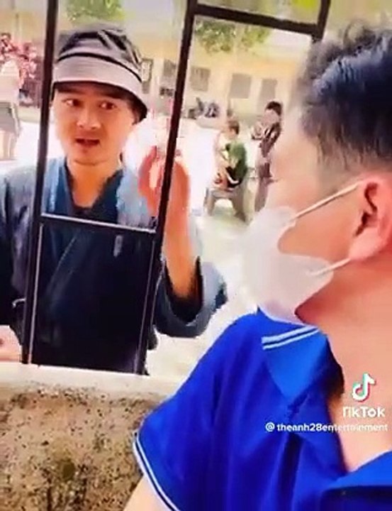 Xót xa chàng trai biết 6 thứ tiếng lại bị bệnh tâm lý, bỏ dỡ tương lai