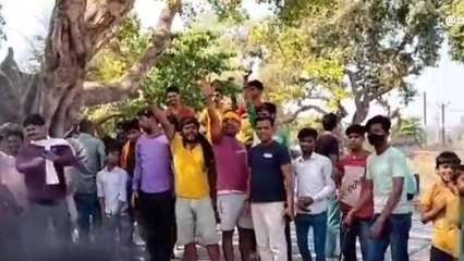 समस्तीपुर: यूट्यूब और मनीष कश्यप के समर्थन में सड़क पर उतरे लोग, देखिए क्या कहा