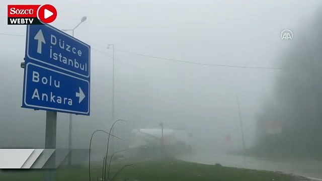 Bolu Dağı'nda sağanak ve sis, görüş mesafesini 20 metreye düşürdü