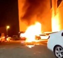 Van'da park halindeki otomobil alev alev yandı