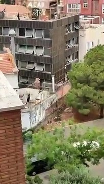 Los okupas violentos de la Bonanova disparan a los vecinos