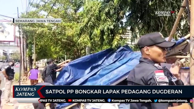 Satpol PP Bongkar Lapak Pedagang Dugderan