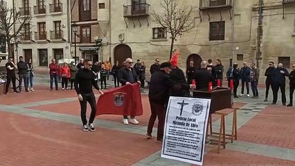 Entierro de la Policía Local de Miranda de Ebro en la plaza de España