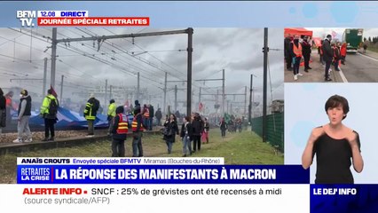 Retraites: des manifestants bloquent un rond-point à Miramas depuis 5h30 du matin
