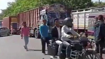 बेगूसराय: यूट्यूबर मनीष कश्यप की गिरफ्तारी पर बवाल, विरोध में हाइवे जाम