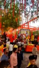 जनप्रतिनिधियों ने शोभायात्रा का किया स्वागत