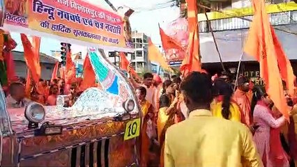 जनप्रतिनिधियों ने शोभायात्रा का किया स्वागत