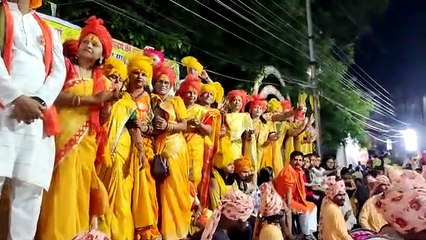 जनप्रतिनिधियों ने शोभायात्रा का किया स्वागत