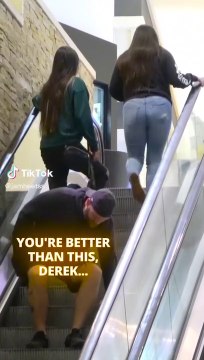 PET PET MOUILLÉ FARCE ! Mieux vaut sortir que dedans