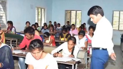 మహబూబ్‌నగర్: ఇంటర్ పరీక్షకు గైర్హాజరైన విద్యార్థుల గురించి వాకబు