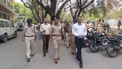 इंदौर के नए कमिश्नर मकरंद देउसकर का पलासिया स्थित कंट्रोल रूम का दौरा