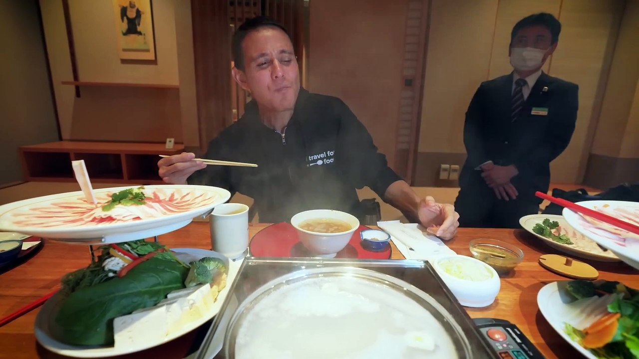 4 Times More Tasty!! JAPANESE FOOD Best Shabu Shabu - Kagoshima Kurobuta