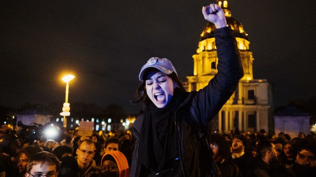 « Même si Macron ne veut pas, nous on est là ! » : mais d'où vient l'hymne des manifestants ?