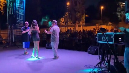 Bella Bionda (parodia Luca Sepe, Mery Esposito e Rafel o pazz)