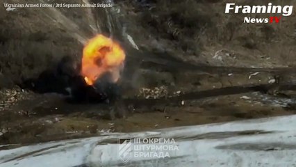 Tank lapis baja Ukraina meledak dalam serangan rudal Rusia