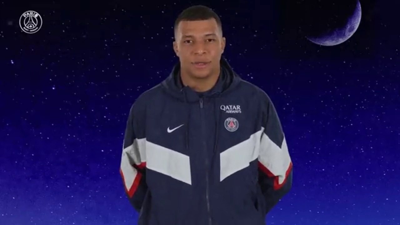 Les joueurs du PSG souhaitent un bon ramadan 2023, l'accent de Mbappé amuse les fans