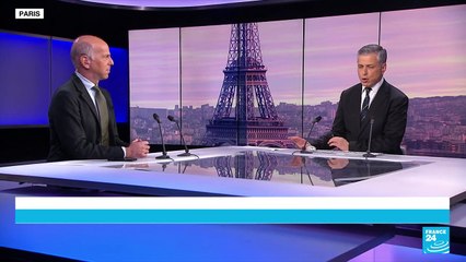 France pension reform: Unions say 800,000 people attend Paris rally