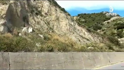 Video herunterladen: Lavori Anas 106 Calabria