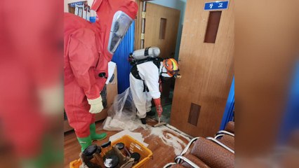 천안 중학교에서 유독성 화학 물질 누출..."학생 7명 병원 이송했다가 귀가" / YTN