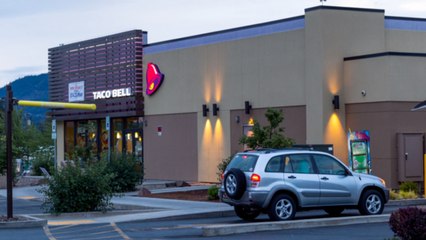 Taco Bell's Spiciest Menu Item From the '90s is Making a Comeback