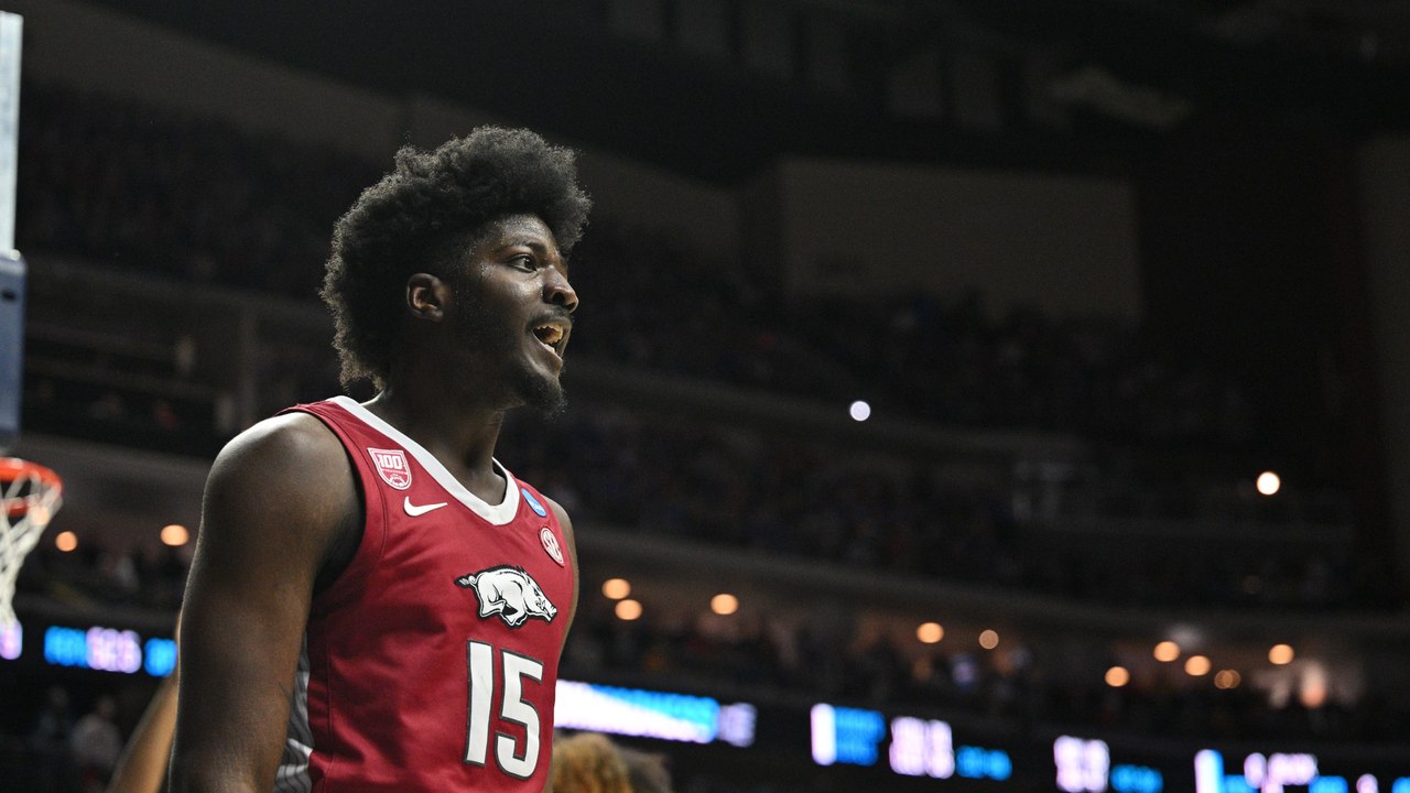 Sweet 16 Preview: Arkansas (+4.5) Will Cover Against UConn