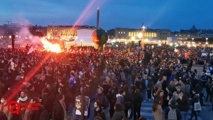 Fransa'da emeklilik yaşının artmasını öngören yasa, protestolara yol açtı